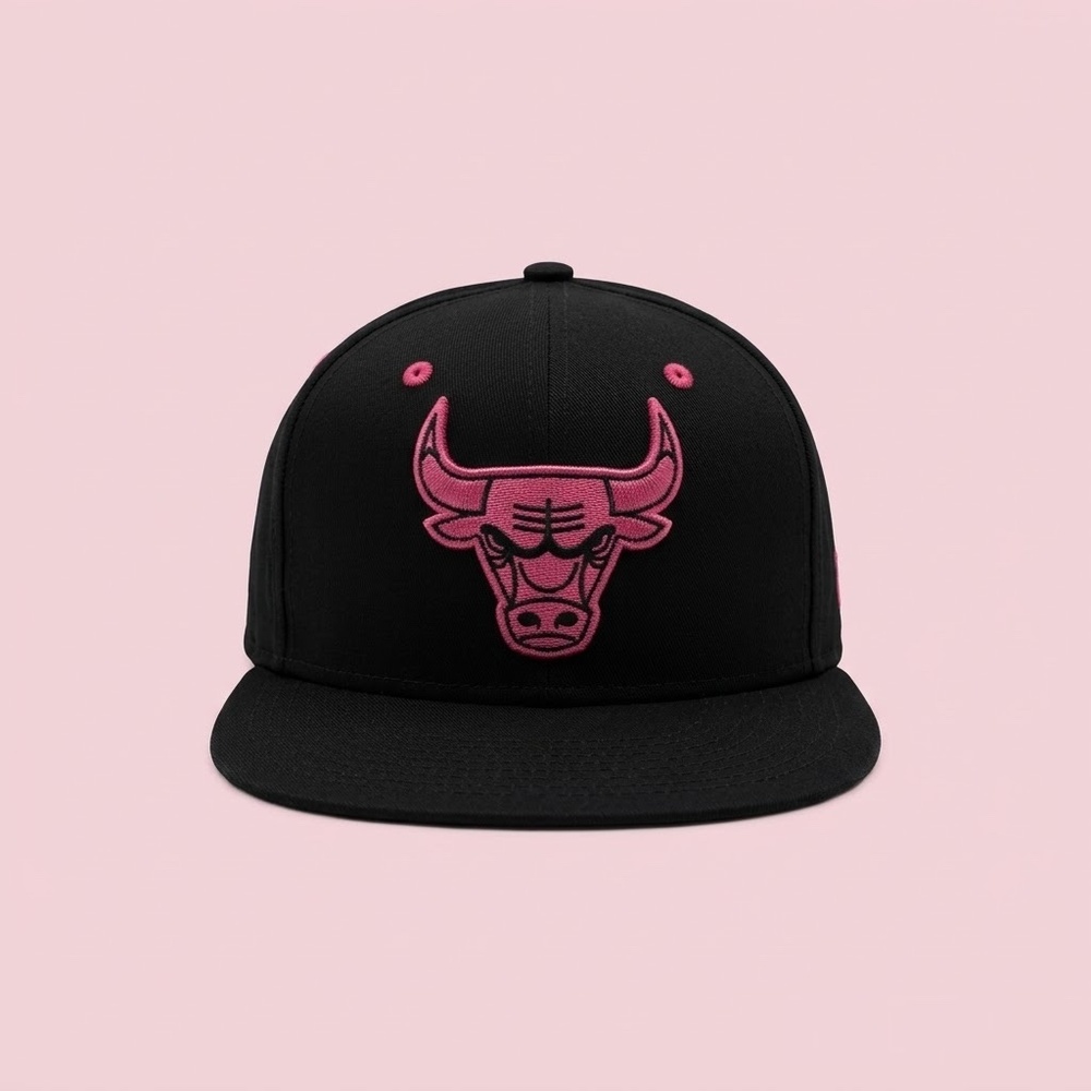 NWT Pink & Black Chicago Bulls Hat